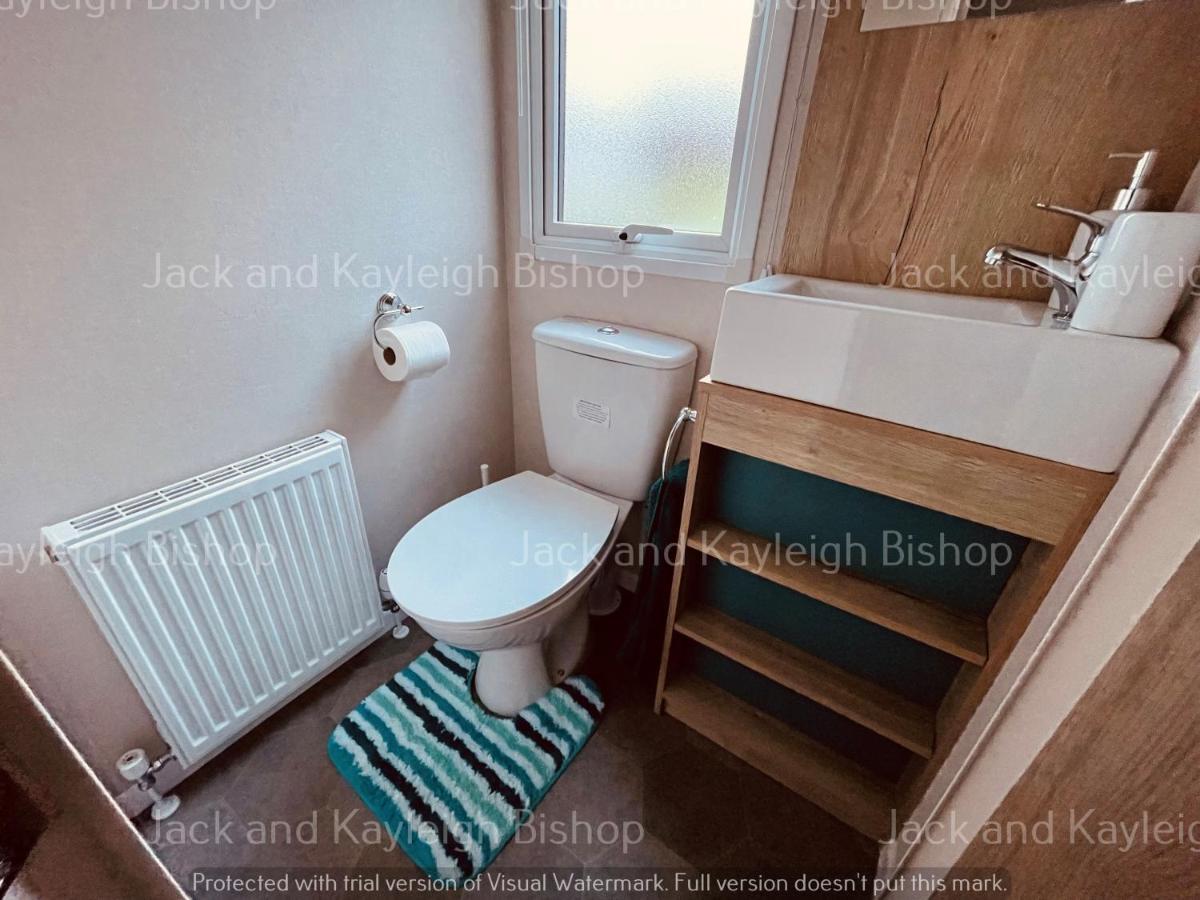 3-Bedroom Holiday Home With Valley Views Newquay  Exterior photo